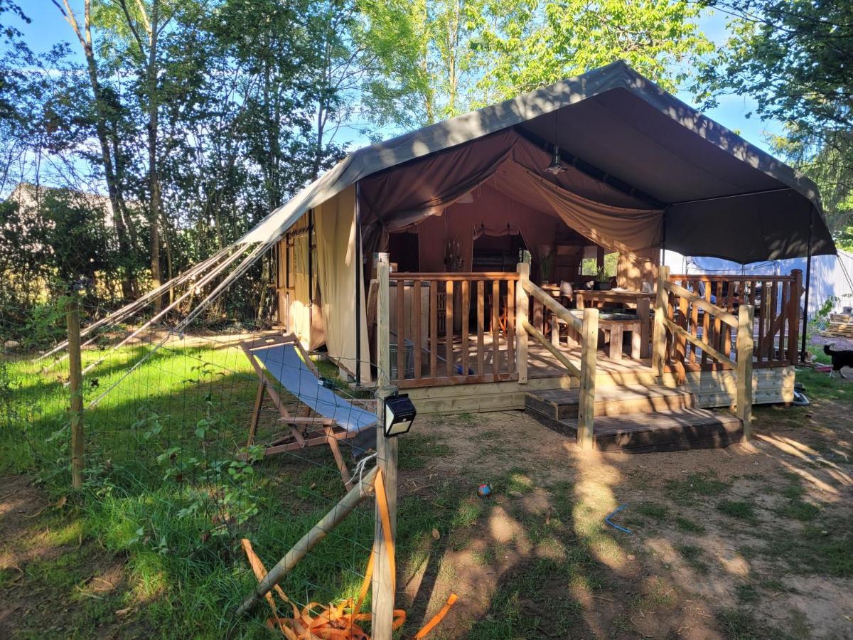 Tente Lodge Safari Saint-Martin-des-Besaces Exterior foto