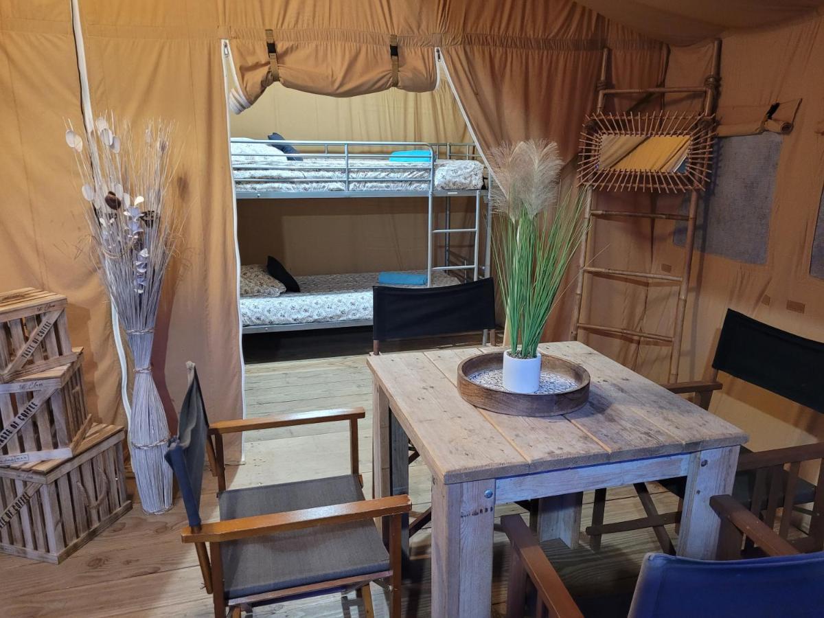 Tente Lodge Safari Saint-Martin-des-Besaces Exterior foto