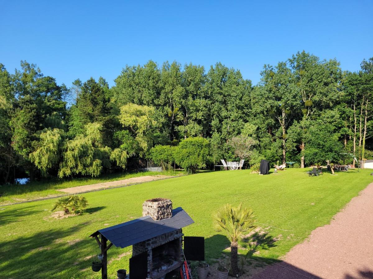 Tente Lodge Safari Saint-Martin-des-Besaces Exterior foto