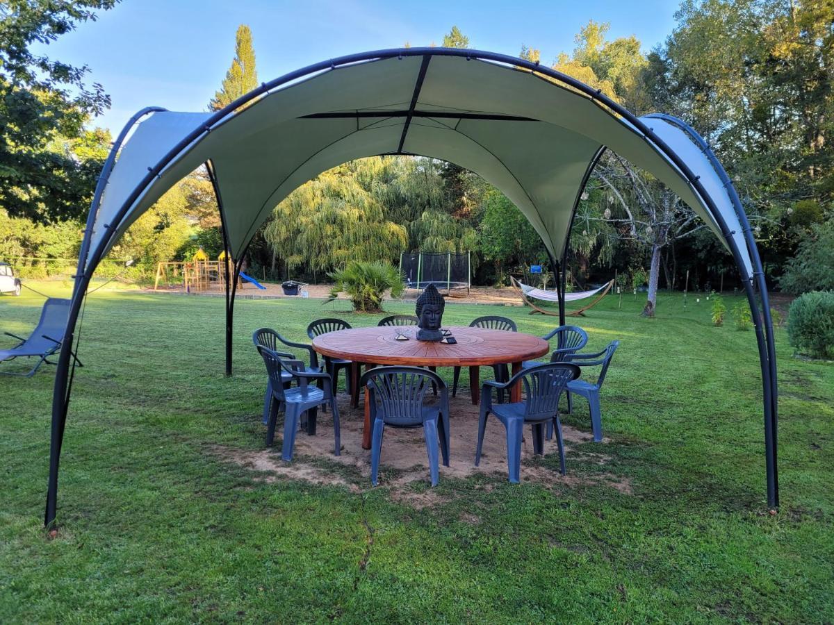 Tente Lodge Safari Saint-Martin-des-Besaces Exterior foto
